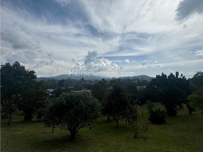 Casa de 4 alcobas en venta en Las Palmas El Poblado, Medellín · foto 9 de 20