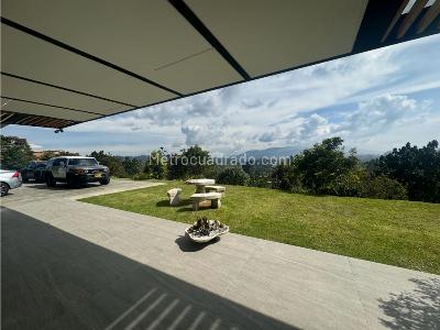 Casa de 4 alcobas en venta en Las Palmas El Poblado, Medellín · foto 12 de 20