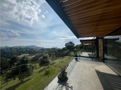 Casa de 4 alcobas en venta en Las Palmas El Poblado, Medellín · foto 15 de 20