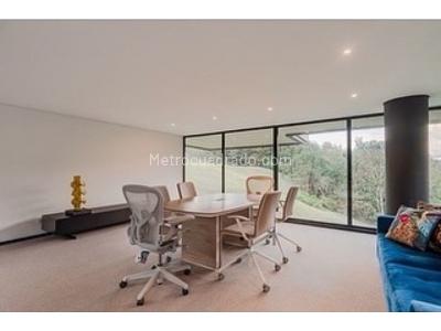 Casa de 4 alcobas en venta en Las Palmas El Poblado, Medellín, 785 m² · foto 8 de 8