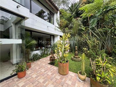 Apartamento de 5 alcobas en venta en Loma El Chocho Envigado, Envigado · foto 11 de 20