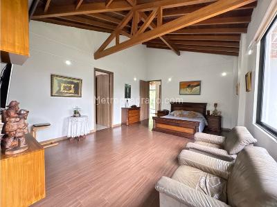 Apartamento de 5 alcobas en venta en Loma El Chocho Envigado, Envigado · foto 17 de 20