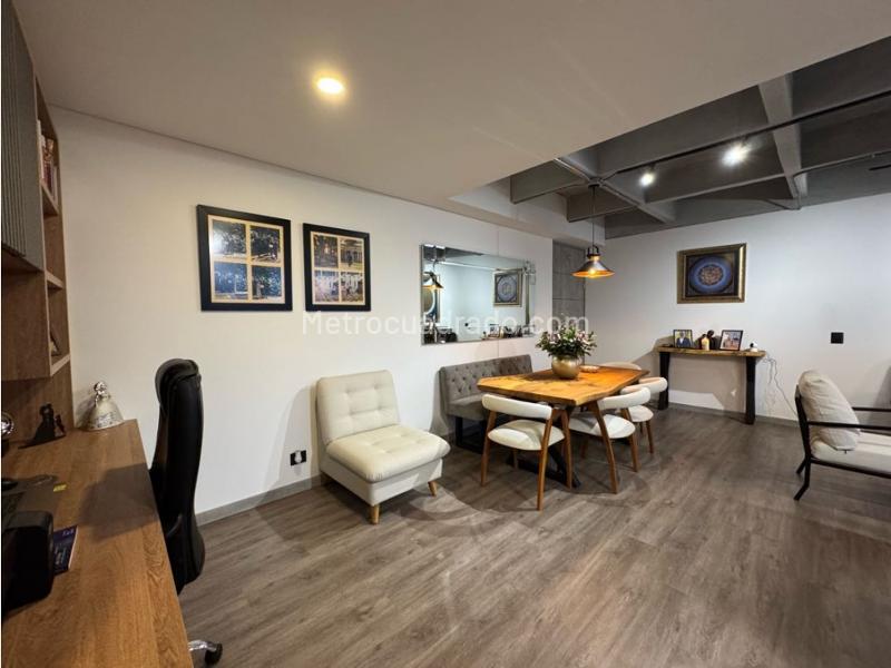 Piso – Envigado, Uribe Angel, Valle de Aburrá - Más