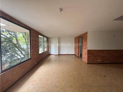 Casa de 4 alcobas en venta en Cumbres Envigado, Envigado, 291 m² · foto 7 de 20