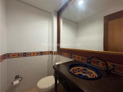 Casa de 4 alcobas en venta en Cumbres Envigado, Envigado, 291 m² · foto 15 de 20