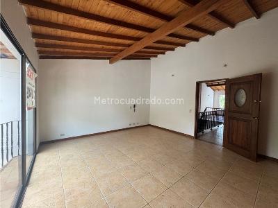 Casa de 4 alcobas en venta en Cumbres Envigado, Envigado, 291 m² · foto 17 de 20