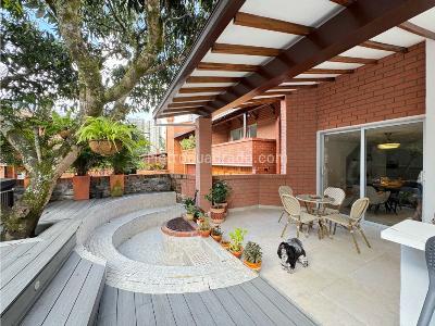 Casa de 4 alcobas en venta en Loma Los Parra Poblado, Medellín, 334 m² · foto 5 de 20