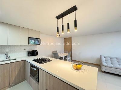 Apartamento de 3 alcobas en venta en La Abadia Envigado, Envigado, 79 m² · foto 5 de 20