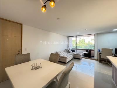 Apartamento de 3 alcobas en venta en La Abadia Envigado, Envigado, 79 m² · foto 8 de 20