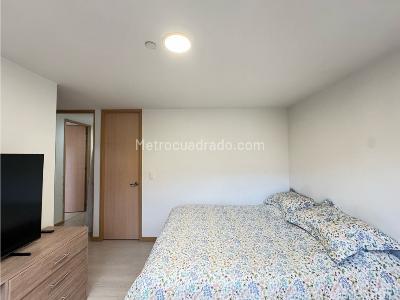Apartamento de 3 alcobas en venta en La Abadia Envigado, Envigado, 79 m² · foto 12 de 20