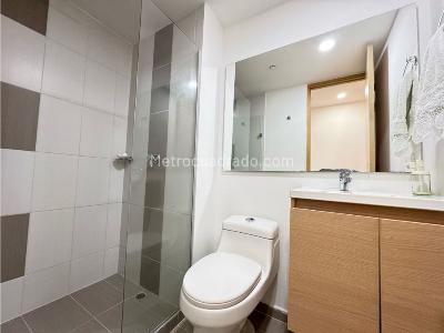 Apartamento de 3 alcobas en venta en La Abadia Envigado, Envigado, 79 m² · foto 19 de 20