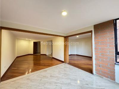 Apartamento de 4 alcobas en arriendo en La Tomatera El Poblado, Medellín, 172 m² · foto 8 de 20