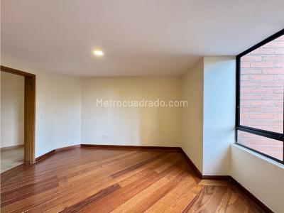 Apartamento de 4 alcobas en arriendo en La Tomatera El Poblado, Medellín, 172 m² · foto 12 de 20