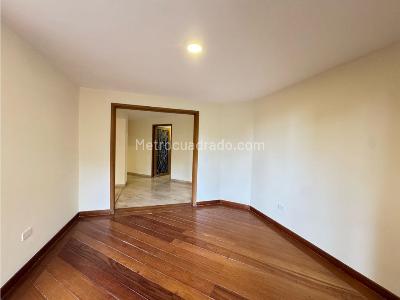 Apartamento de 4 alcobas en arriendo en La Tomatera El Poblado, Medellín, 172 m² · foto 13 de 20