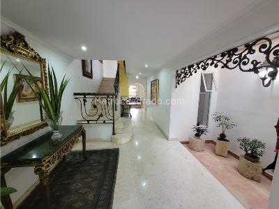 Casa de 5 alcobas en venta en Las Palmas El Poblado, Medellín, 371 m² · foto 12 de 20