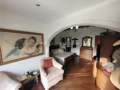 Casa de 5 alcobas en venta en Las Palmas El Poblado, Medellín, 371 m² · foto 20 de 20