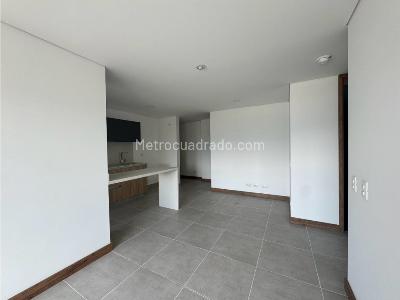 Apartamento de 2 alcobas en venta en Ciudad Del Rio, Medellín, 74 m² · foto 2 de 20