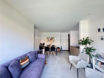 Apartamento de 2 alcobas en venta en Cumbres Envigado, Envigado, 69 m² · foto 6 de 20