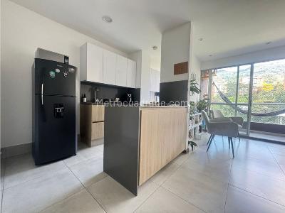 Apartamento de 2 alcobas en venta en Cumbres Envigado, Envigado, 69 m² · foto 10 de 20