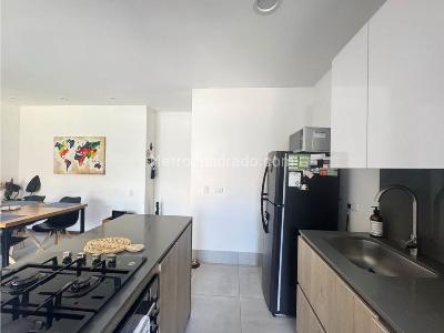 Apartamento de 2 alcobas en venta en Cumbres Envigado, Envigado, 69 m² · foto 12 de 20