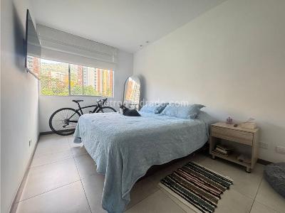 Apartamento de 2 alcobas en venta en Cumbres Envigado, Envigado, 69 m² · foto 14 de 20