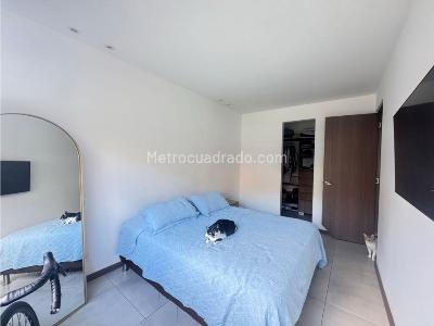 Apartamento de 2 alcobas en venta en Cumbres Envigado, Envigado, 69 m² · foto 16 de 20