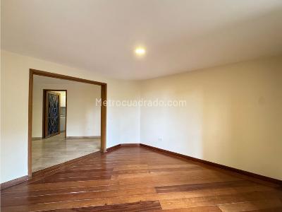 Apartamento de 4 alcobas en venta en La Tomatera El Poblado, Medellín, 172 m² · foto 11 de 20