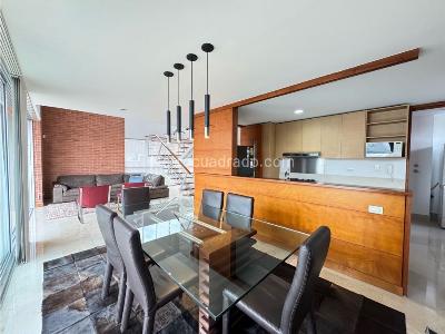 Apartamento de 4 alcobas en venta en Loma Los Parra Poblado, Medellín, 207 m² · foto 12 de 20
