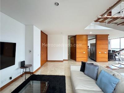 Apartamento de 4 alcobas en venta en Loma Los Parra Poblado, Medellín, 207 m² · foto 20 de 20