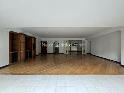 Apartamento de 4 alcobas en venta en Los Balsos El Poblado, Medellín, 241 m² · foto 5 de 20