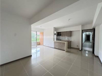 Apartamento de 3 alcobas en venta en Asdesilla Sabaneta, Sabaneta, 72 m² · foto 3 de 20