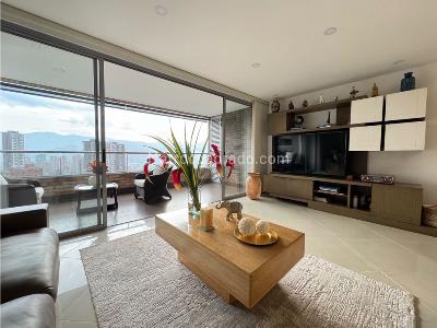Apartamento de 3 alcobas en venta en Las Santas El Poblado, Medellín, 125 m² · foto 2 de 20