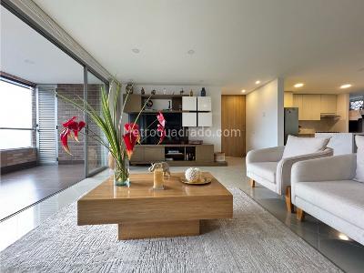 Apartamento de 3 alcobas en venta en Las Santas El Poblado, Medellín, 125 m² · foto 6 de 20