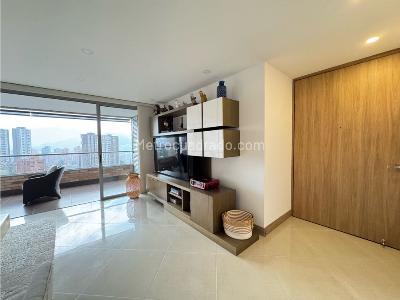 Apartamento de 3 alcobas en venta en Las Santas El Poblado, Medellín, 125 m² · foto 8 de 20