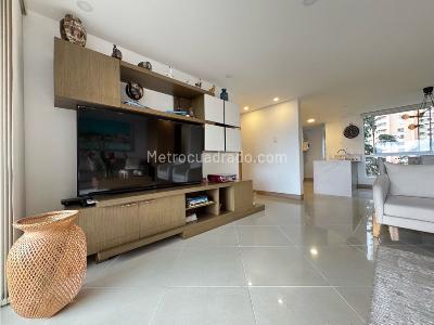 Apartamento de 3 alcobas en venta en Las Santas El Poblado, Medellín, 125 m² · foto 9 de 20