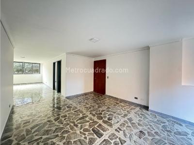 Apartamento de 4 alcobas en venta en Laureles Segundo Parque, Medellín, 165 m² · foto 1 de 20