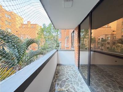 Apartamento de 4 alcobas en venta en Laureles Segundo Parque, Medellín, 165 m² · foto 5 de 20