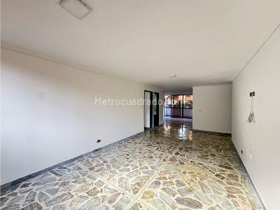 Apartamento de 4 alcobas en venta en Laureles Segundo Parque, Medellín, 165 m² · foto 10 de 20