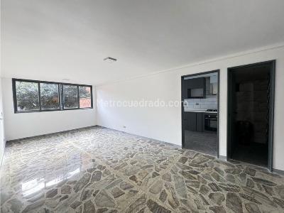 Apartamento de 4 alcobas en venta en Laureles Segundo Parque, Medellín, 165 m² · foto 11 de 20