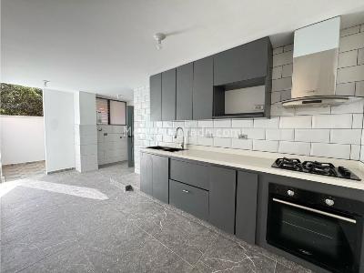 Apartamento de 4 alcobas en venta en Laureles Segundo Parque, Medellín, 165 m² · foto 13 de 20