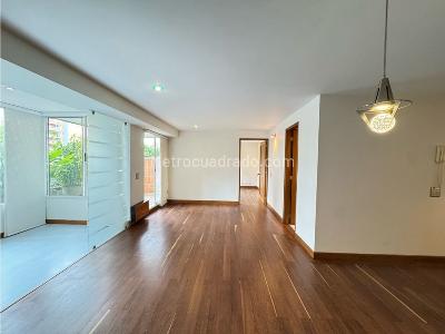 Apartamento de 1 alcoba en venta en La Frontera, Medellín, 73 m² · foto 2 de 20