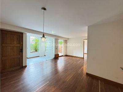 Apartamento de 1 alcoba en venta en La Frontera, Medellín, 73 m² · foto 3 de 20