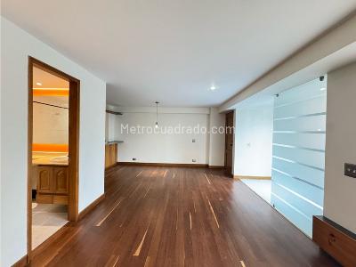 Apartamento de 1 alcoba en venta en La Frontera, Medellín, 73 m² · foto 5 de 20