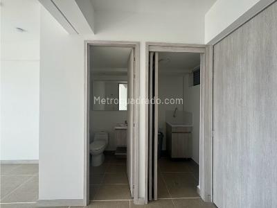 Apartaestudio en venta en Ciudad Del Rio, Medellín, 50 m² · foto 19 de 20