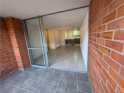 Apartamento de 3 alcobas en venta en Camino Verde Envigado, Envigado, 80 m² · foto 5 de 14