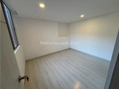 Apartamento de 3 alcobas en venta en Camino Verde Envigado, Envigado, 80 m² · foto 6 de 14