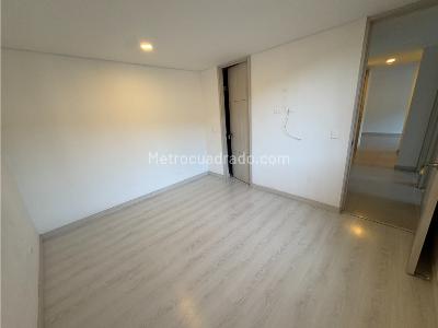 Apartamento de 3 alcobas en venta en Camino Verde Envigado, Envigado, 80 m² · foto 7 de 14