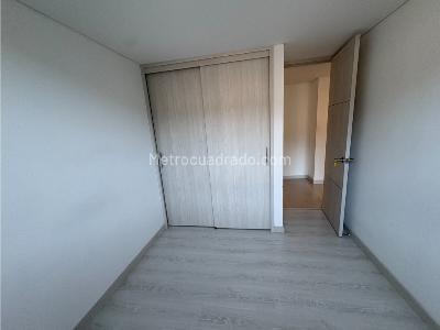 Apartamento de 3 alcobas en venta en Camino Verde Envigado, Envigado, 80 m² · foto 11 de 14