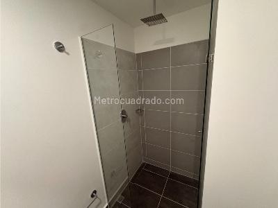 Apartamento de 3 alcobas en venta en Camino Verde Envigado, Envigado, 80 m² · foto 12 de 14