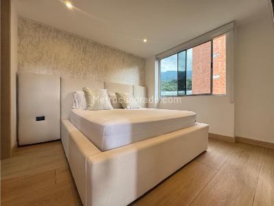 Apartamento de 3 alcobas en venta en Transversal Intermedia Envigado, Envigado, 90 m² · foto 12 de 13